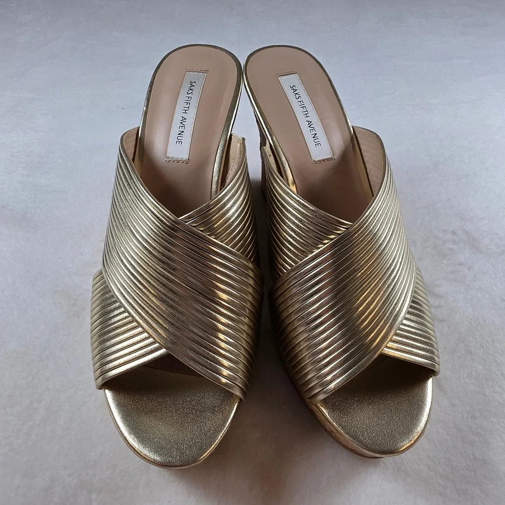 Saks Fifth Avenue Loft Gold Metallic Ribbed Crossover Cork Wedge Sandals 8M